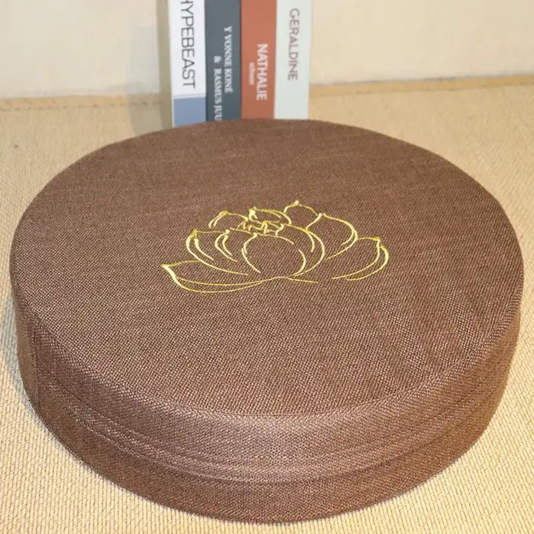Diagram showing the StillSeat meditation cushion profile, 15.7 inches wide and 2.36 inches tall